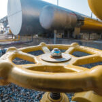 Βαλβίδα στις εγκαταστάσεις του σταθμού συμπίεσης του ΤΑΡ, Κήποι Έβρου, Οκτώβριος 2019