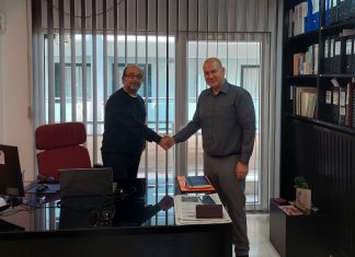 Ηλεκτρολόγος μηχανικός παρέδωσε σε ηλεκτρολόγο μηχανικό, την διοίκηση του Τ.Ε.Ε. Ανατολικής Μακεδονίας