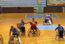 Καλαθοσφαίριση σε αμαξίδιο: Μεταξύ «συγγενών και φίλων», ο Α.Ο.Κ. πέτυχε την πρώτη νίκη του