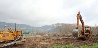 Διανοίχθηκαν τα πρώτα 5,5 χιλιόμετρα δρόμων στο Περιγιάλι