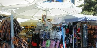 Όσες φορές και να ζητήσουν χαμηλότερες χρεώσεις στα τέλη κοινόχρηστων χώρων στην χερσαία ζώνη του λιμανιού, το ΤΑΙΠΕΔ δεν μπορεί να κάνει κοινωνική πολιτική