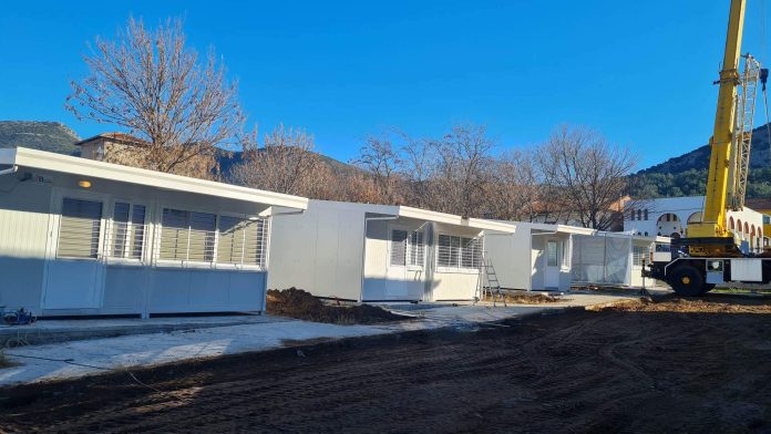 προκάτ αίθουσες