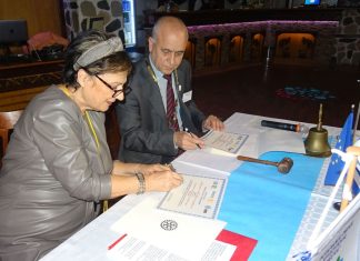 Αδελφοποιήθηκαν οι Ροταριανοί Όμιλοι Νέστου και Zlatograd