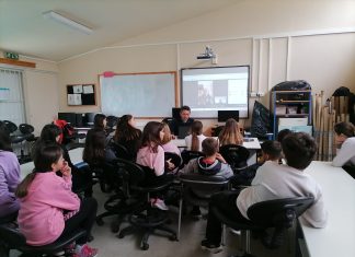 Το δημοτικό σχολείο Νέας Καρυάς κατακτά δύο φορές το 1ο βραβείο!