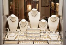 Έγινε κλοπή κοσμημάτων μεγάλης αξίας από κοσμηματοπωλείο στην Καβάλα