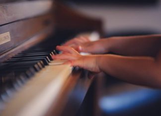 Οι μαθητές του Δ.Ω.Κ., Θεοδοσία και Άρης Δαφνιώτης, απέσπασαν βραβεία στον πανελλήνιο διαγωνισμό πιάνου για παιδιά