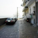 “Ναι” στο ξενοδοχείο, αλλά “όχι” στα σπίτια AirBnB, στην παλιά πόλη της Καβάλας, για θέση στάθμευσης