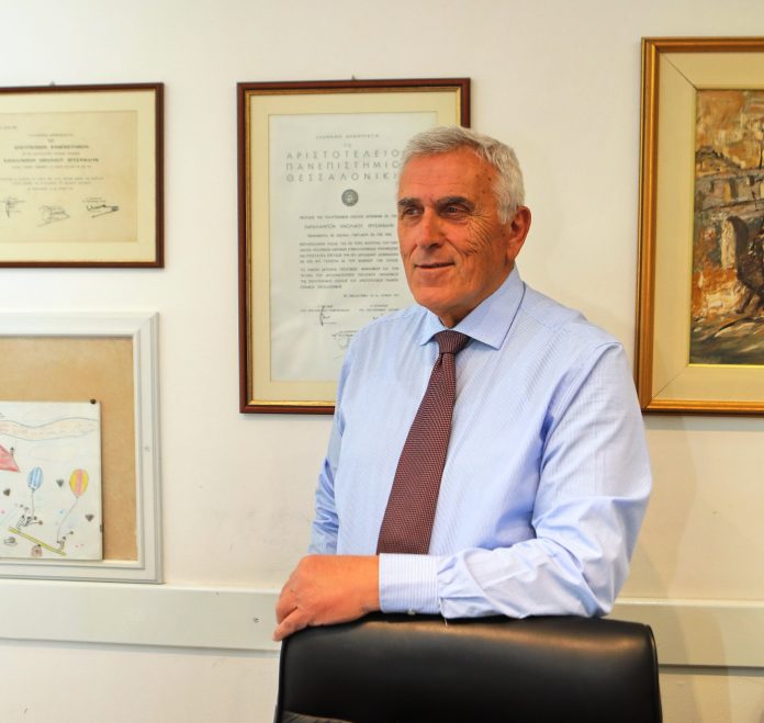 ΧΑΡ. ΧΡΥΣΑΝΙΔΗΣ