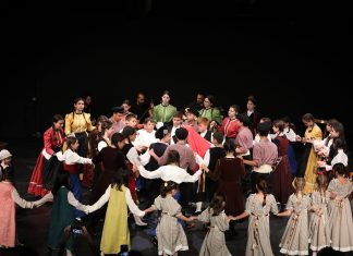 Λύκειο Ελληνίδων Καβάλας: Η Λυκειακή περίοδος έληξε με δύο υπέροχες παραστάσεις!