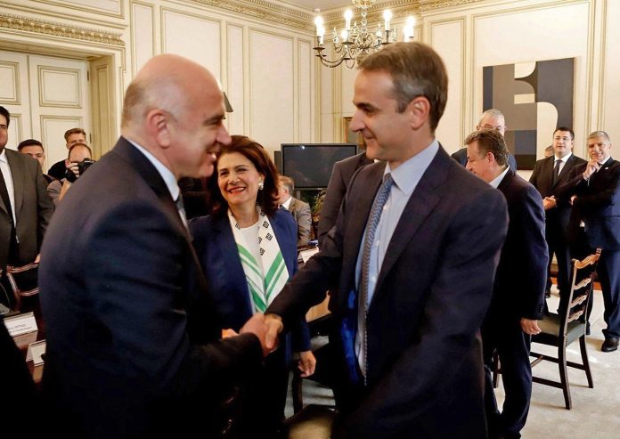 metios-mitsotakis-01