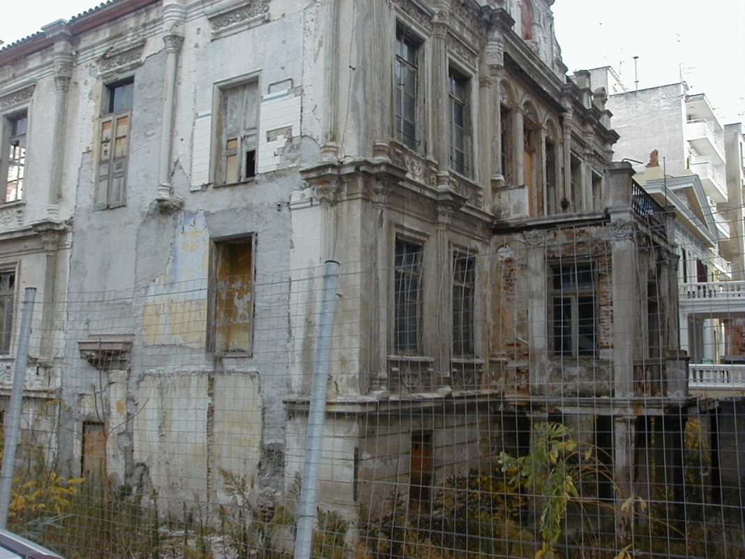 νεοκλασικό κραντονέλλη πίσω όψη