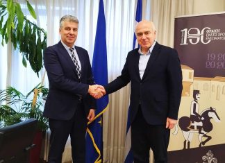 Περιφέρεια Α.Μ.-Θ.: Ο Χρ. Μέτιος «έδωσε την σκυτάλη» της διοίκησης στον Χρ. Τοψίδη