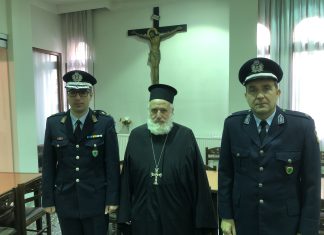 Η Διεύθυνση Αστυνομίας Καβάλας ενίσχυσε το «τραπέζι της αγάπης» της Ιεράς Μητρόπολης Φ.Ν.Θ.
