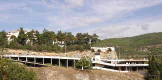 Γιατί δεν ανταλλάσεις τον “Διόνυσο” με την ΕΤ.Α.Δ., Θίοντορ, για την ακτή Καλαμίτσα;