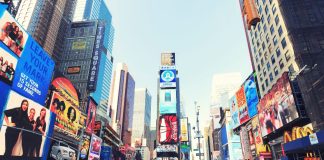 Ζούνε και στην Νέα Υόρκη άνθρωποι από 38 διαφορετικές χώρες, όπως στην δομή φιλοξενίας μεταναστών της Καβάλας;