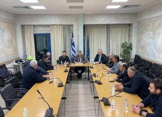 Ο Χρ. Τοψίδης θα τηλεφωνήσει στον Λευτέρη Αυγενάκη, για να «κλείσει» συνάντηση με τους αγρότες της Περιφέρειας Α.Μ.-Θ. στην Κομοτηνή!