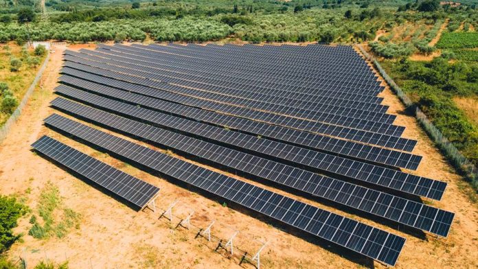 Φωτοβολταϊκό-πάρκο-4