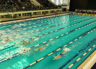 Συναγωνισμός και καλές επιδόσεις στο κλειστό κολυμβητήριο Καβάλας