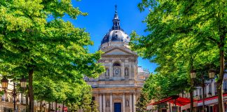 Από την Σορβόννη στην Καβάλα, για τους φοιτητές του ΔΙ.ΠΑ.Ε.