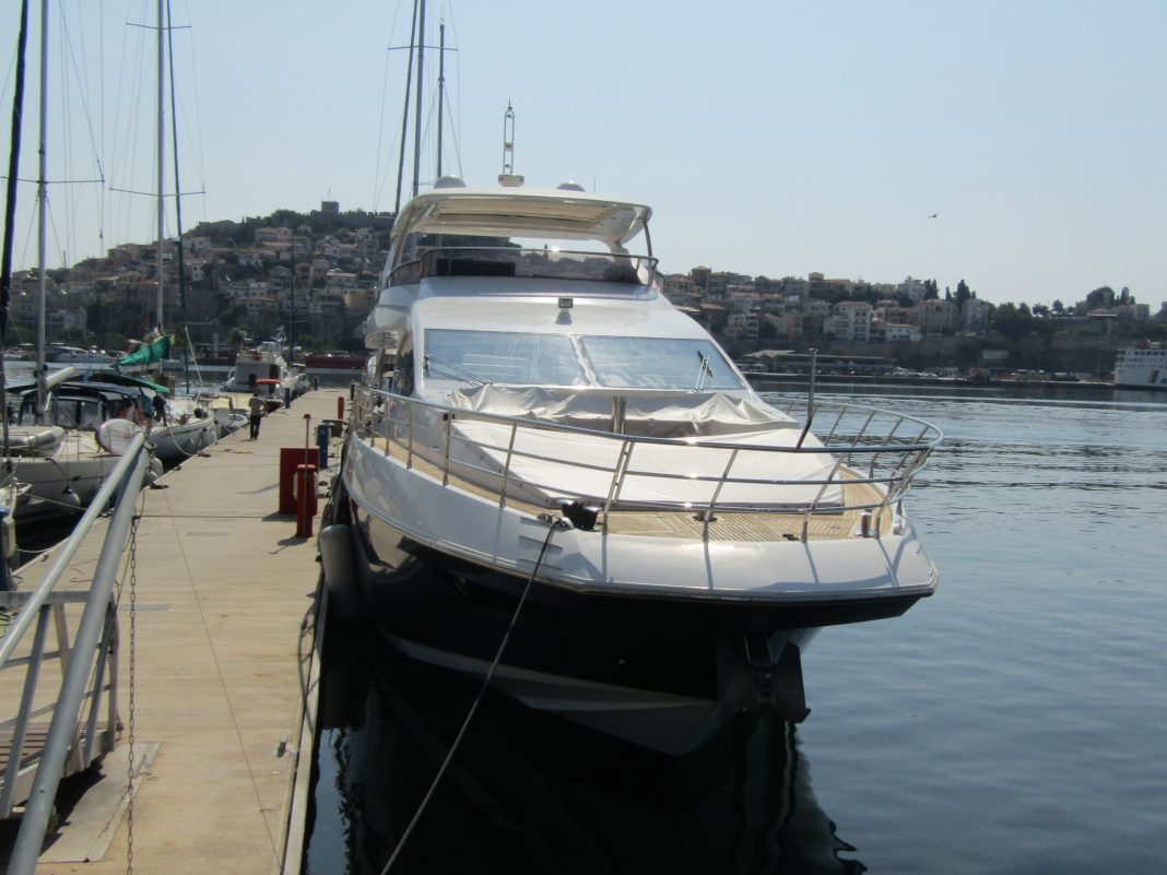 ΓΙΩΤ ΛΙΜΑΝΙ (1)