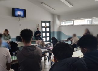Στο 5ο ΓΕ.Λ. Καβάλας: Έγινε ομιλία για τα προγράμματα κινητικότητας, τις ευρωεκλογές και τις δυνατότητες σπουδών στην Ε.Ε.