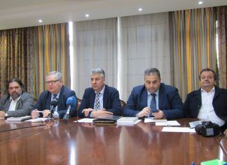 Προτάσσει την περιμετρική οδό της Καβάλας