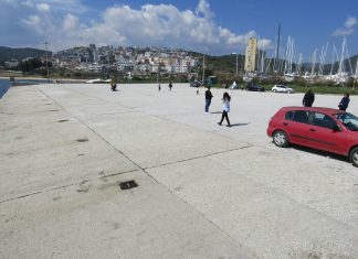 Οδηγός αυτοκινήτου πνίγηκε στο λιμάνι της Νέας Περάμου!