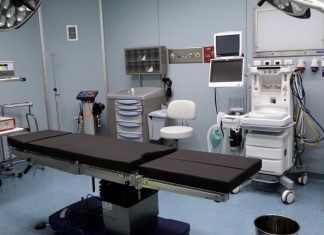 Δεν χάρηκαν όλοι με την έναρξη των επί πληρωμή χειρουργείων στα δημόσια νοσοκομεία