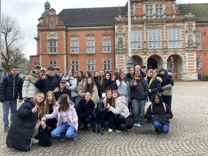 εικόνα-10-05-24-221