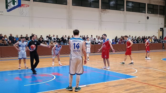 κουμλέλης βολή