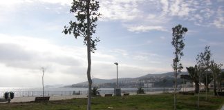 Ο Ο.Λ.Κ. να σταματήσει να “λιγουρεύεται” τον θαλάσσιο χώρο μπροστά από το ανοιχτό κολυμβητήριο και το πάρκο Φαλήρου