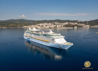 Η πρώτη άφιξη του κρουαζιερόπλοιου Voyager of the Seas στην Καβάλα