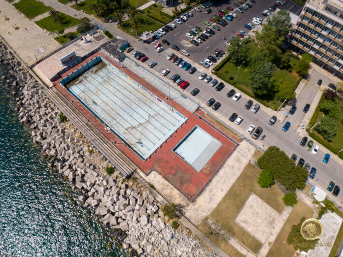 ανοιχτό κολυμβητήριο2