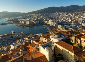 Υποψήφιοι διδάκτορες από το Πανεπιστήμιο Waseda της Ιαπωνίας και νέοι διπλωμάτες από το Κουβέιτ βρίσκονται στην Καβάλα