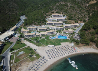 Δημοσιογράφος-ψυχολόγος δεν έκανε το μπάνιο του στην παραλία Αγίου Ιωάννη στην Θάσο και βουλευτής της «Ελληνικής Λύσης» έκανε Ερώτηση στην Βουλή των Ελλήνων!