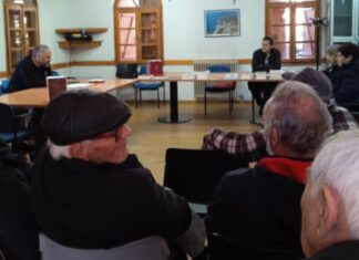 Στην Θάσο: Έγινε αρκετή συζήτηση στην παρουσίαση του δοκιμίου ιστορίας του Κ.Κ.Ε., που καλύπτει την περίοδο 1967-1974