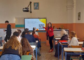 Μαθητές και μαθήτριες του 1ου Γυμνασίου Καβάλας μίλησαν για την τεχνητή νοημοσύνη και το σχολείο του μέλλοντος