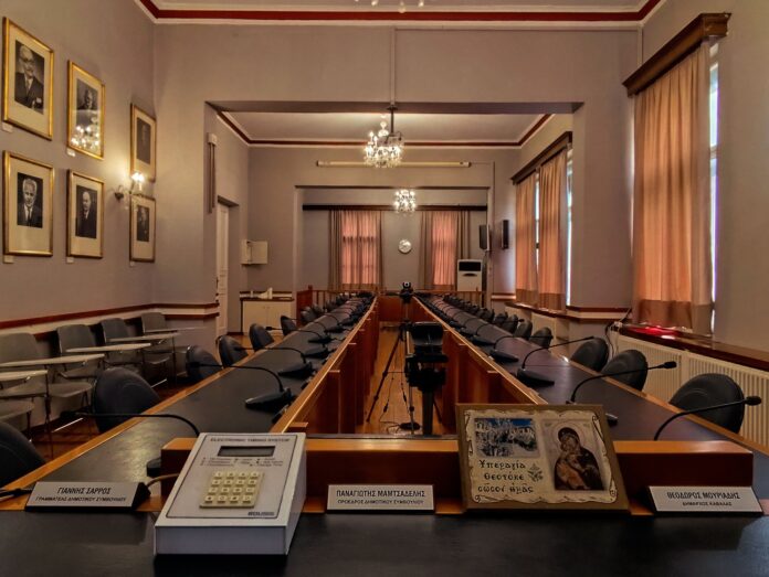 dimotiko simvoulio kavala