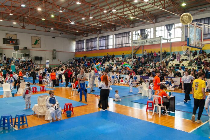 kids open kavala