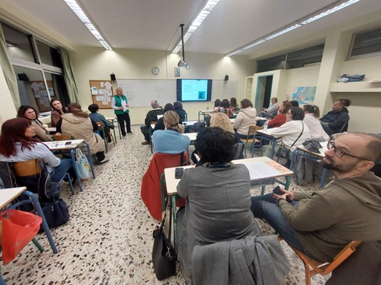 omada goneon mousiko scholeio kavala (2)