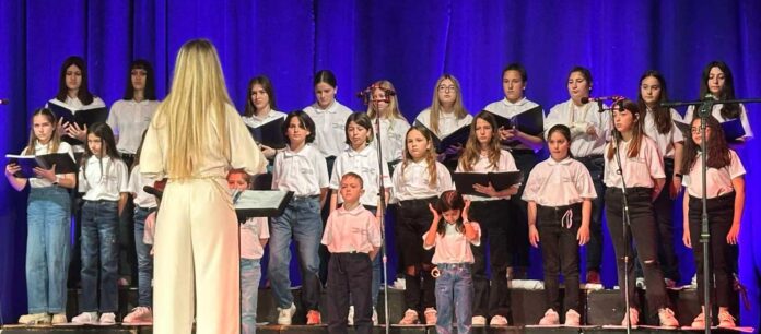 paidiki-neaniki chorodia thassou