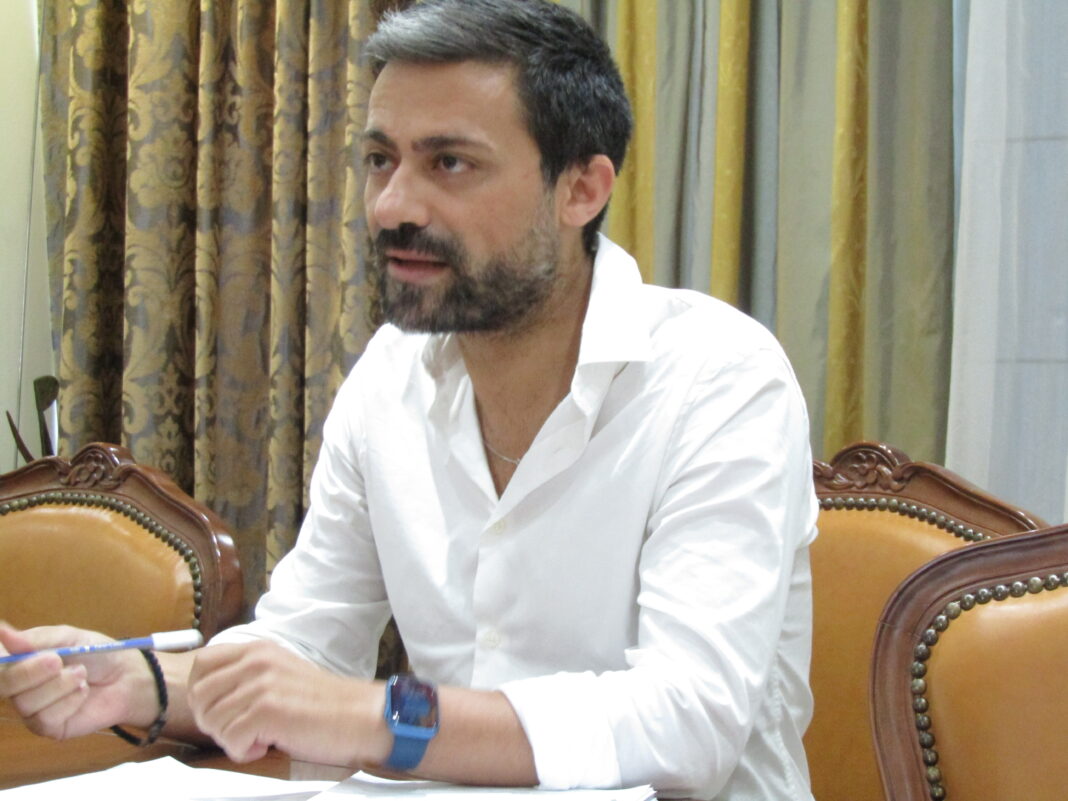 ΑΛΕΞΗΣ ΠΟΛΙΤΗΣ (2)