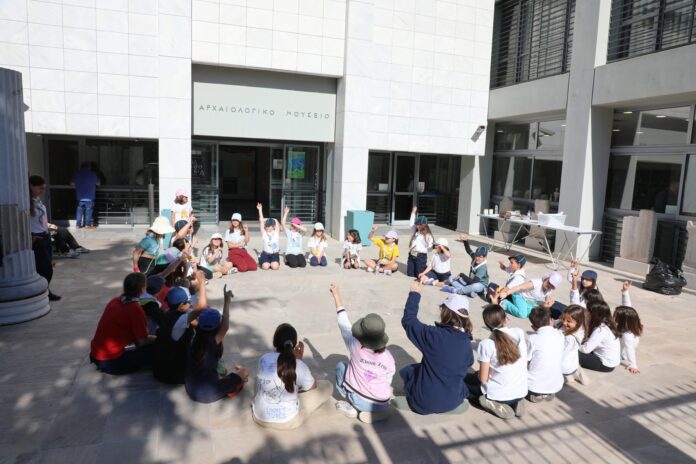 SEO_MI A NYXTA STO MUSEIO (16)