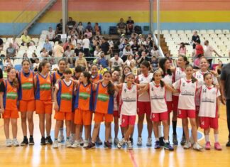 Οι μαθητές και οι μαθήτριες πρόσφεραν όμορφο θέαμα στους τελικούς αγώνες του πρωταθλήματος minibasket