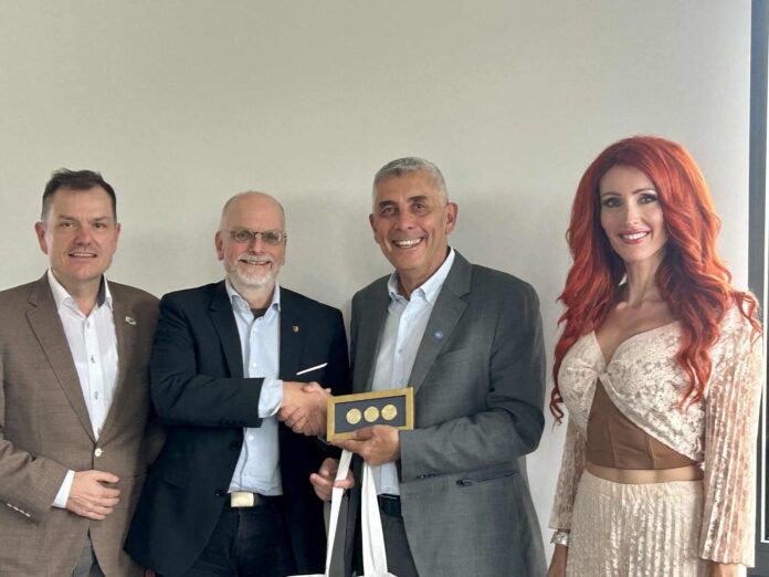 apostolos moumtsakis