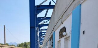 Κατασκευάζεται το στέγαστρο στο γήπεδο της Χρυσούπολης