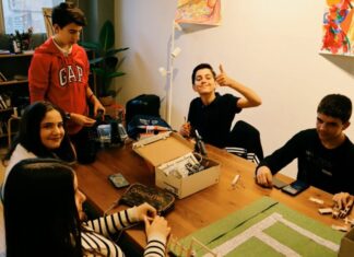 Μαθητές του Sparmatseto Robotics Καβάλας σχεδίασαν μία καινοτόμα παιδική χαρά!