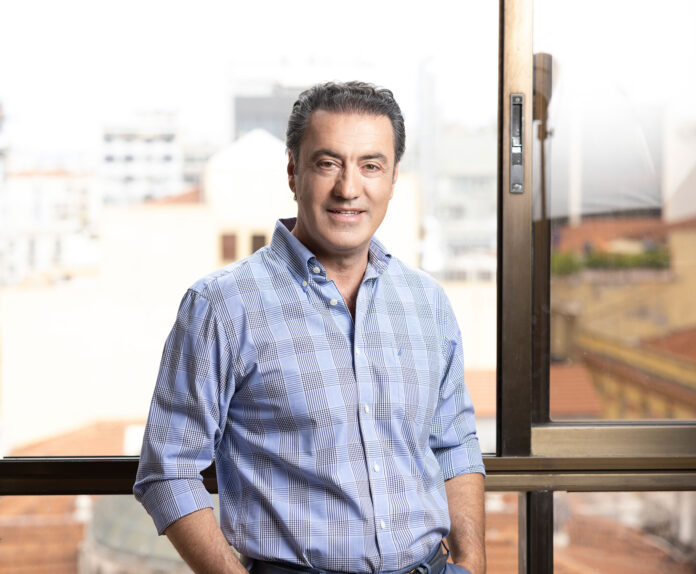 makis_papadopoulos_o-topos-tis-zois-mas