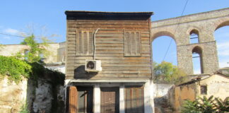 Ο Θίοντορ θα βάλει 100.000 ευρώ επιπλέον, για τα επικίνδυνα σπίτια μέσα στην πόλη