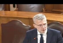 Ο Άκης έκανε το «σκέρτσο» του και αποχώρησε από την εξεταστική επιτροπή!